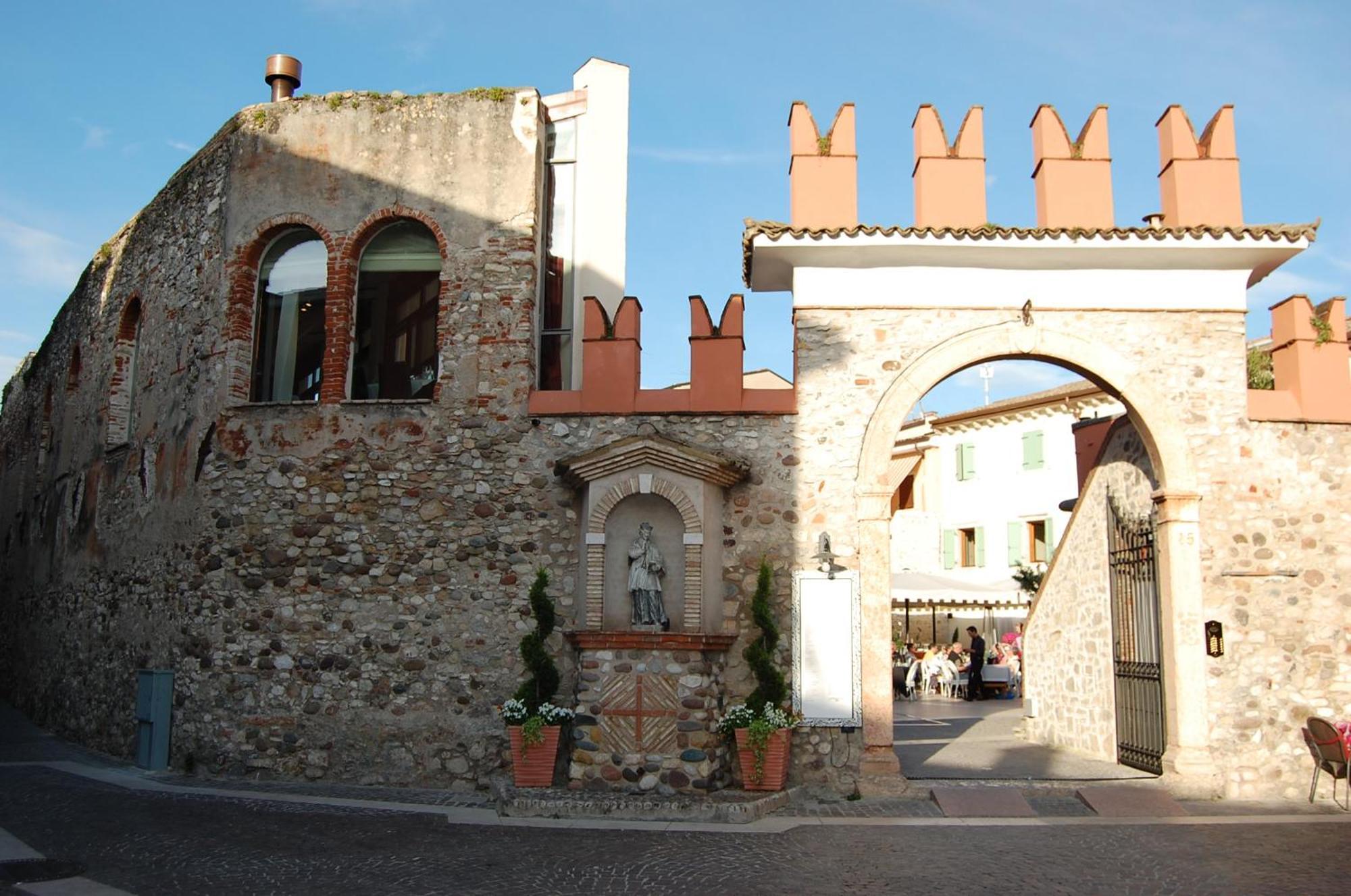 Corte San Luca Apartments Bardolino Exterior foto